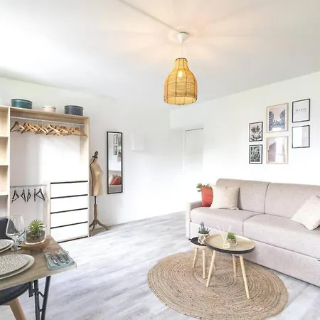 アパート L'authentique *studio *parking Prive* *wifi*calme *